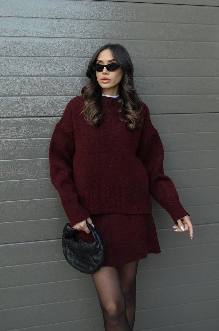 Knitted skirt suit (sweater+skirt)