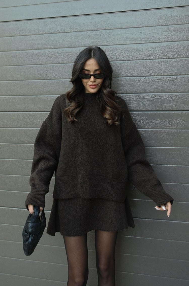 Knitted skirt suit (sweater+skirt)